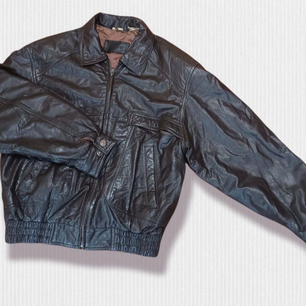 Saxony Dark Deep Brown Leather Jacket. Lightly used. M